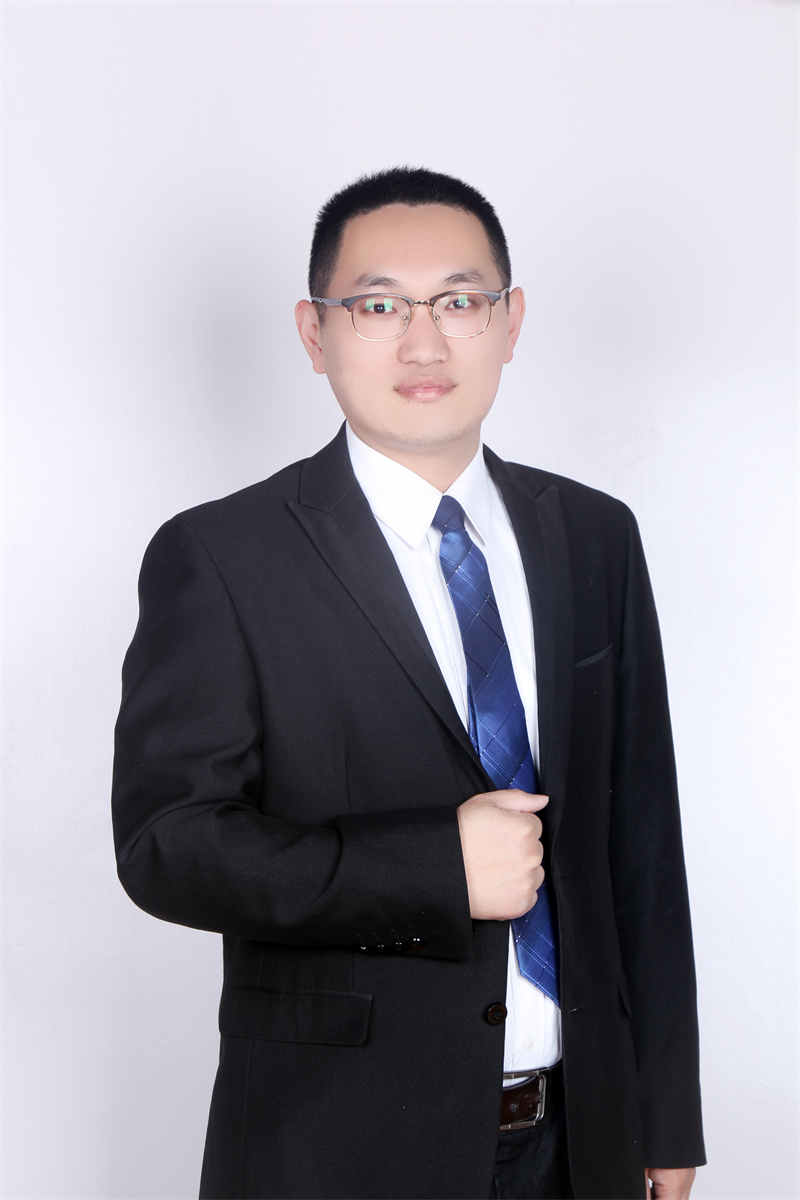 杨文昊01.jpg