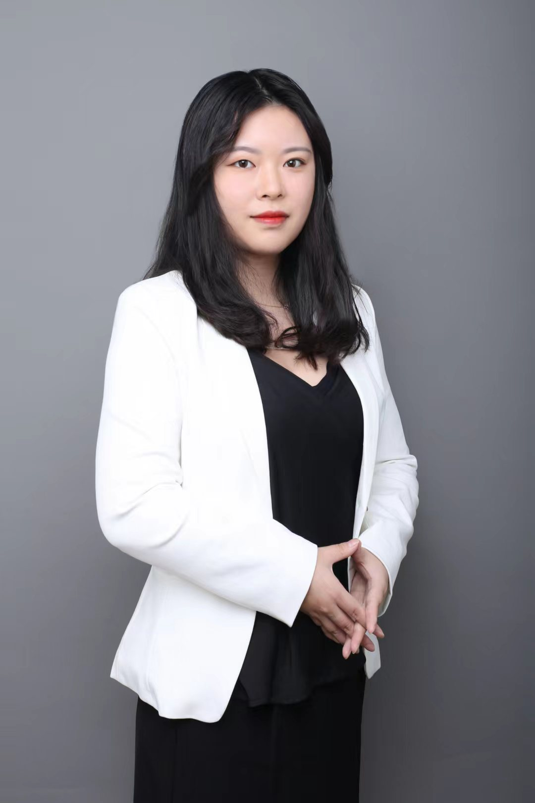 王珊珊 - 军队文职 - 管理学类-人力资源管理、公文写作
